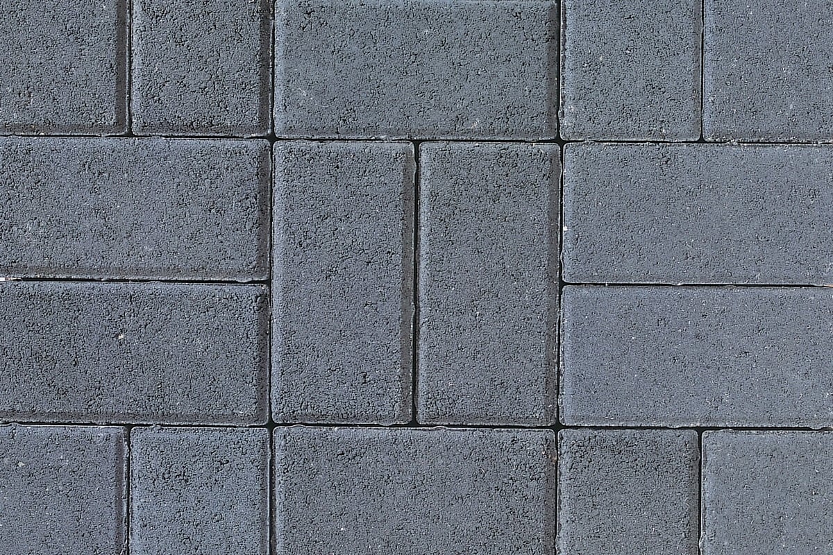 Tobermore Pedesta Block Paving – 200 x 100 x 50mm – Charcoal (14.40m2 per pack)